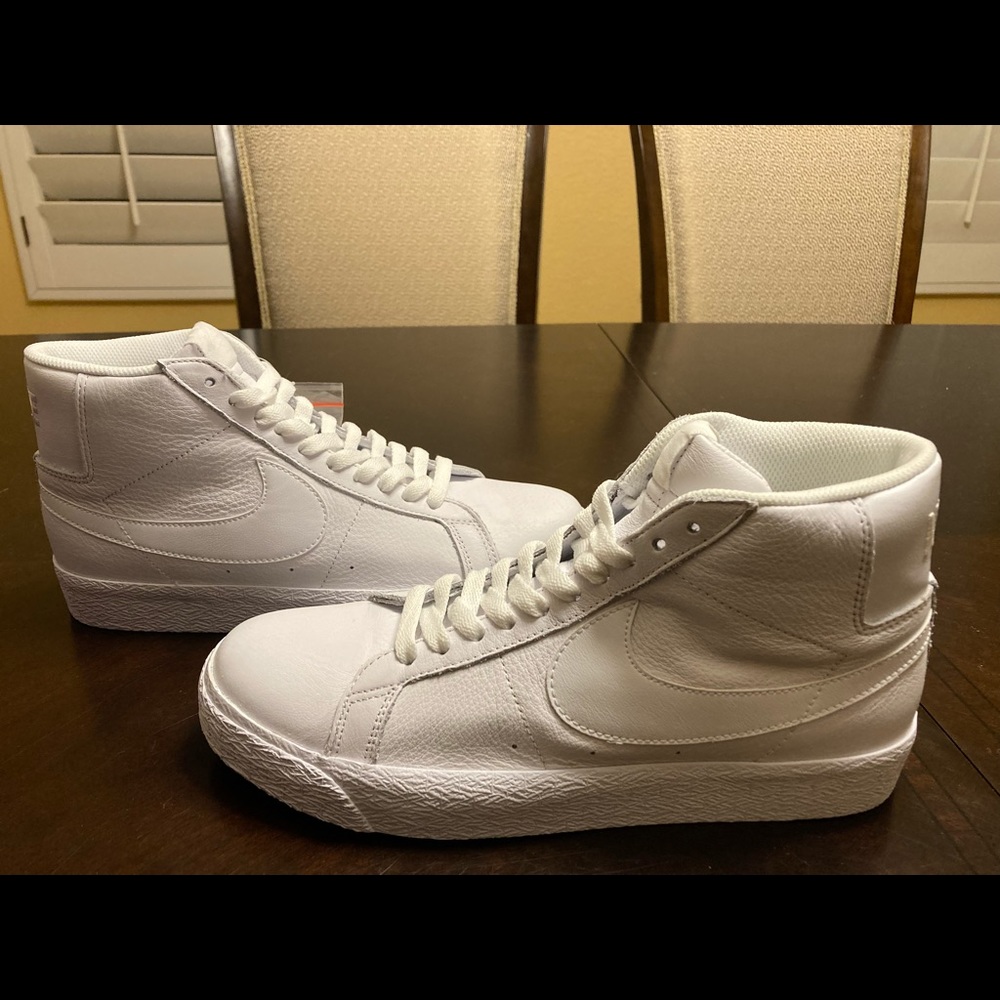 New Nike Blazer Zoom Mid SB Triple White Sneaker 7 - Picture 10 of 11